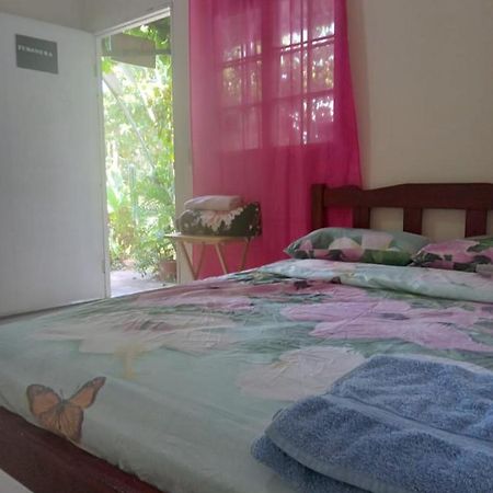 Hostal Brisas Calobrenas Luaran gambar